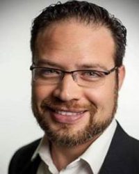 Robert Dunn Headshot