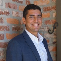 Gabriel Andrade Headshot